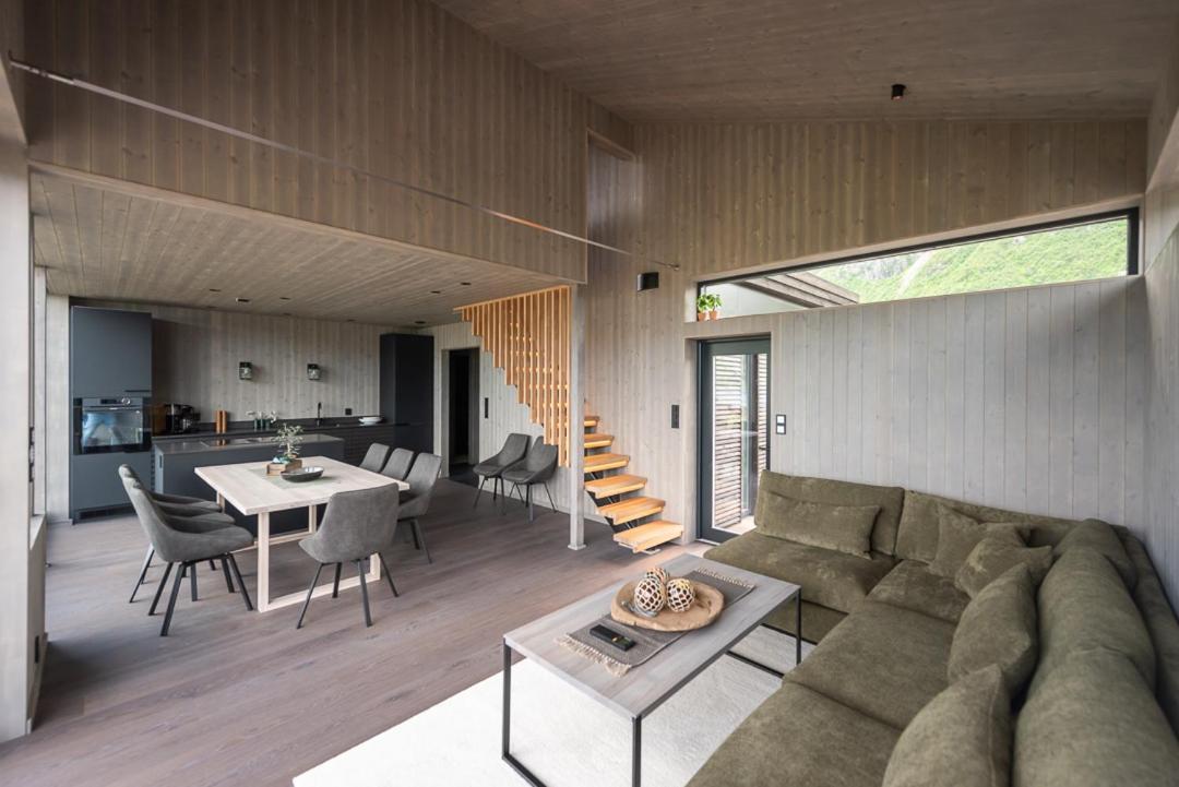 Hoda Cabin - Luxury Lodge With Jacuzzi And Sauna Lyngvaeret Exterior photo