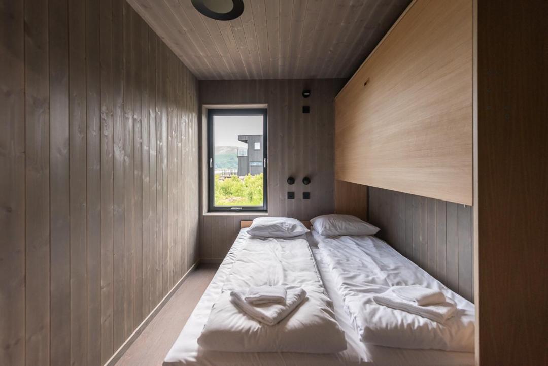 Hoda Cabin - Luxury Lodge With Jacuzzi And Sauna Lyngvaeret Exterior photo