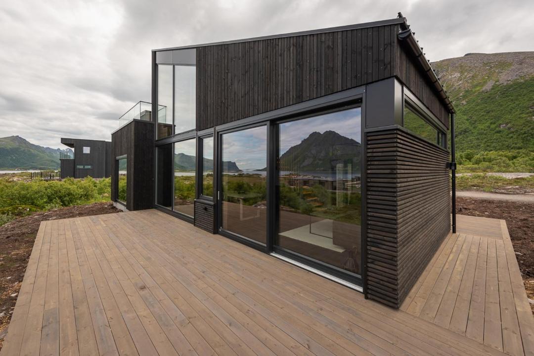 Hoda Cabin - Luxury Lodge With Jacuzzi And Sauna Lyngvaeret Exterior photo