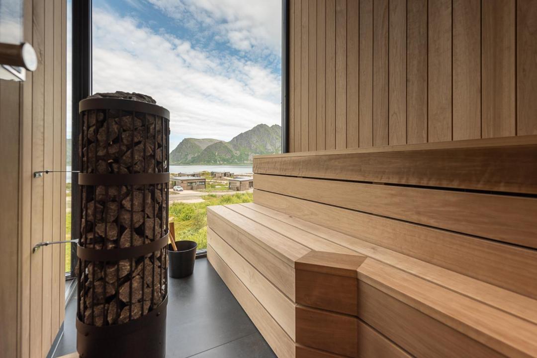 Hoda Cabin - Luxury Lodge With Jacuzzi And Sauna Lyngvaeret Exterior photo