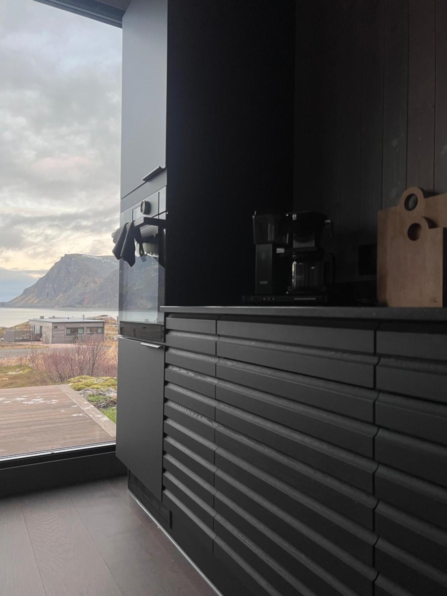Hoda Cabin - Luxury Lodge With Jacuzzi And Sauna Lyngvaeret Exterior photo